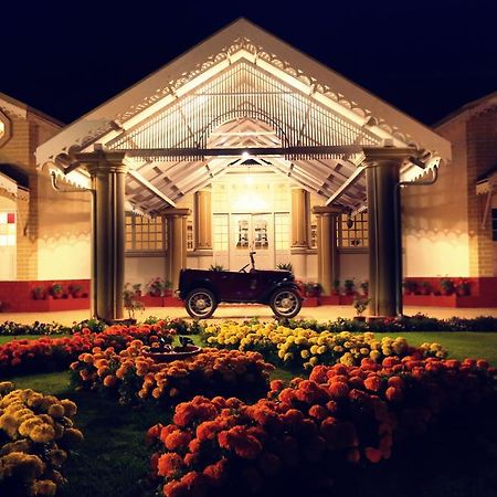 The Grange Hotel Ooty Exteriör bild